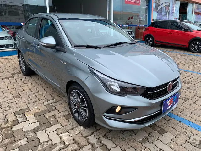 Carro Fiat Cronos 2019 1.8 Precision E.Torq AT6 (Flex)