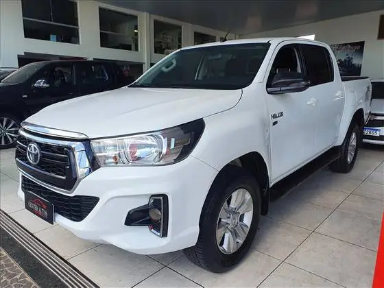 Toyota Hilux 2.7 SR CD 4x2 (Flex) (Aut)