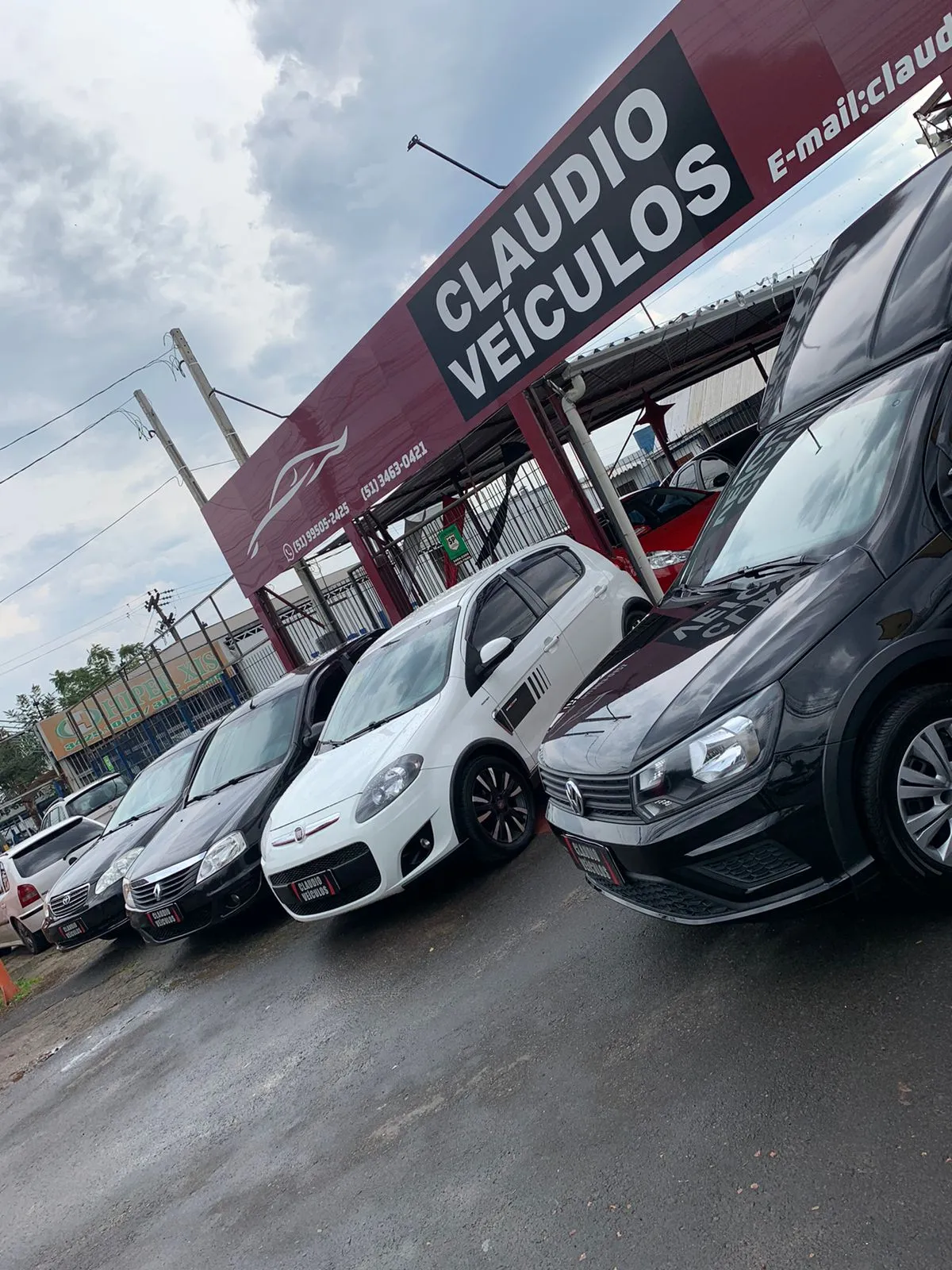 Fachada da loja Veículos à venda em Claudio Veículos ltda - Canoas - RS | Mobiauto