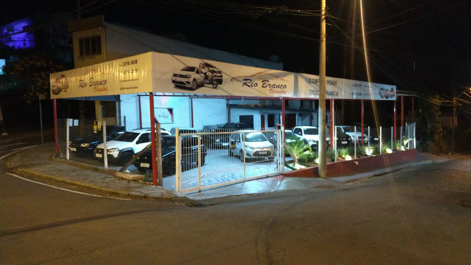 Fachada da loja Veículos à venda em RIO BRANCO VEICULOS - Caxias do Sul - RS | Mobiauto