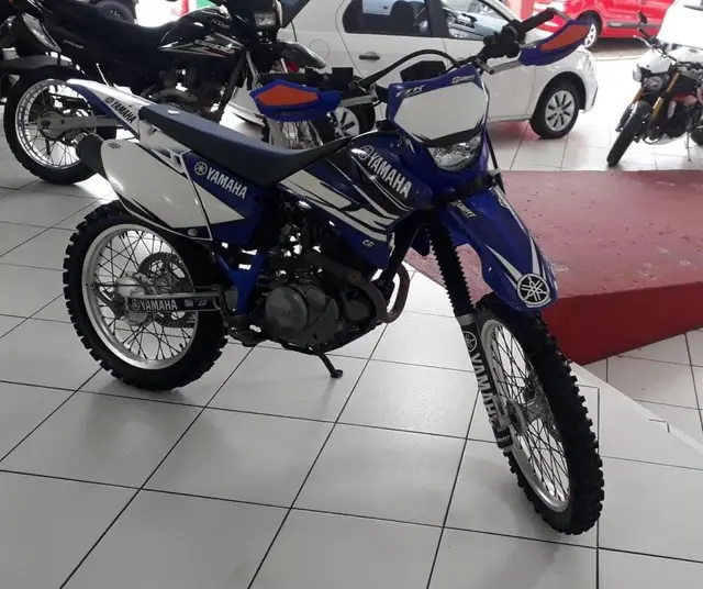 Carro Yamaha TT-R 230 2021 230
