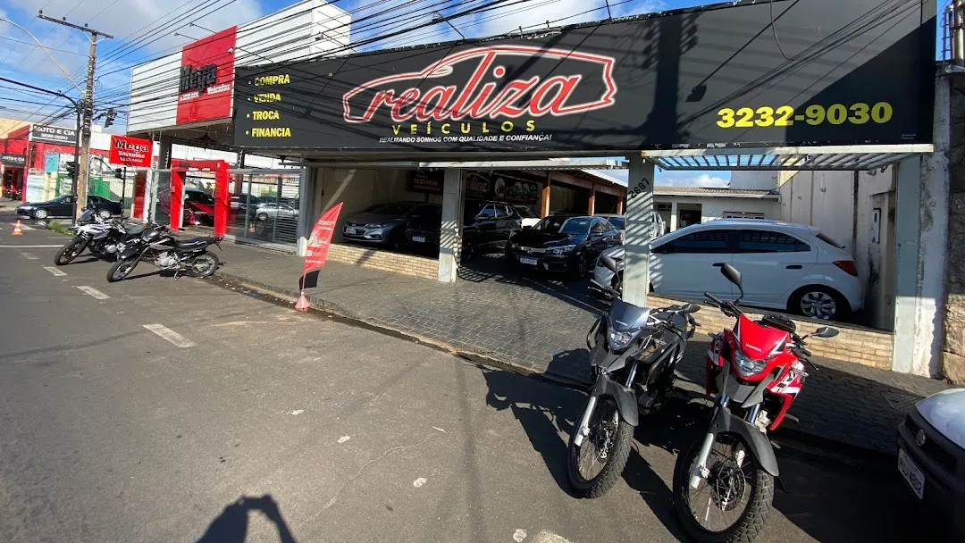 Fachada da loja Veículos à venda em Realiza Veiculos - Uberlândia - MG | Mobiauto