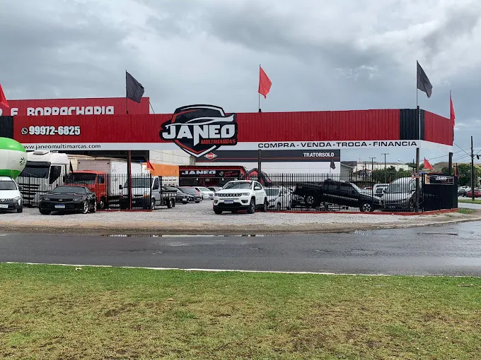 Fachada da loja JANEO MULTIMARCAS - Castro - PR