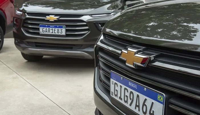 GM revela enfim preços de toda a gama, formada por quatro versões, sendo duas manuais e duas com câmbio automático