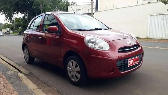 Nissan March 1.0 16V S (Flex)