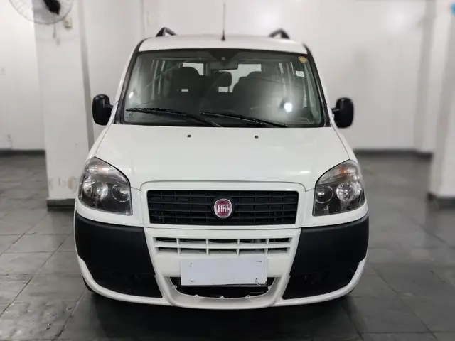 Carro Fiat Doblò 2021 Essence 1.8 16V (Flex)