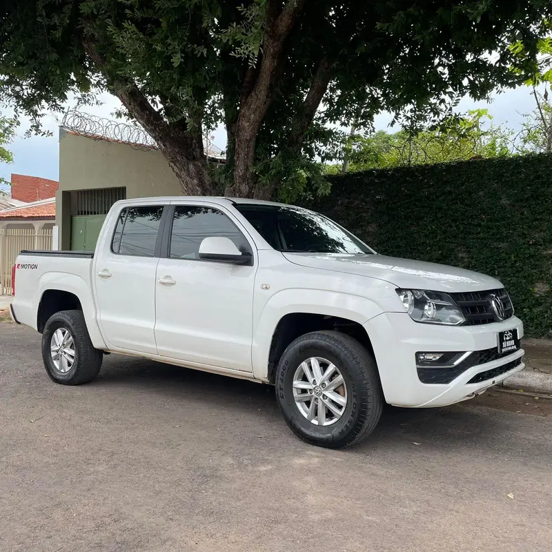 Volkswagen Amarok 2.0 CD 4x4 TDi Trendline (Aut)