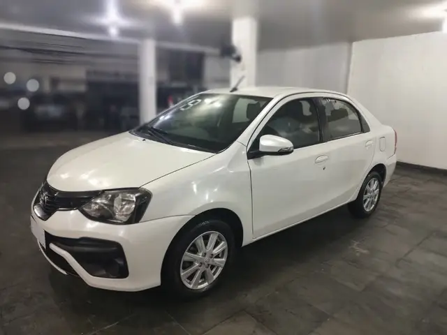Carro Toyota Etios 2019 X Plus 1.5 (Flex)
