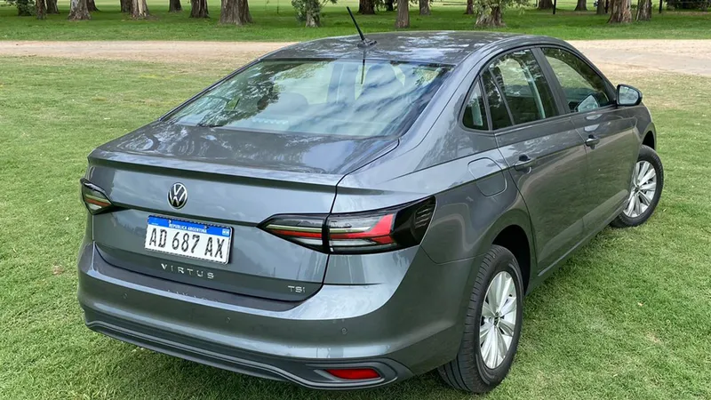 VW Virtus 170 TSI é redenção dos taxistas e rival que Onix Plus não queria