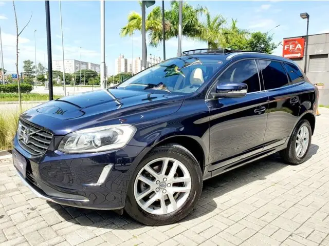 Carro Volvo XC60 2017 2.0 T5 Drive-E Momentum