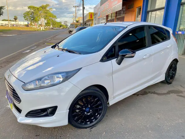 Carro Ford New Fiesta Hatch 2015 New Fiesta Sport 1.6 16v