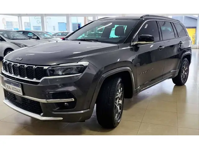 Carro Jeep Commander 2022 Overland T270 Flex (Aut)