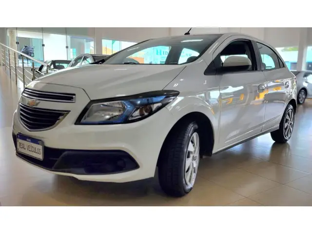 Carro Chevrolet Onix 2015 1.4 LTZ SPE/4 (Aut)