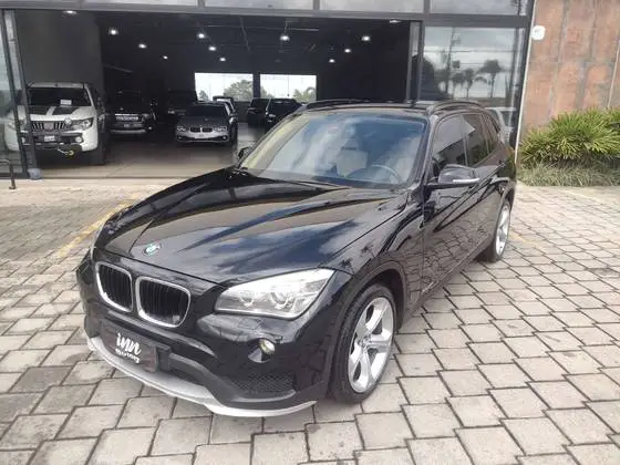 Carro BMW X1 2015 2.0 sDrive20i Activeflex