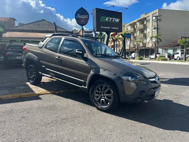 Carro Fiat Strada 2019 Adventure 1.8 16V (Flex) (Cabine Dupla)