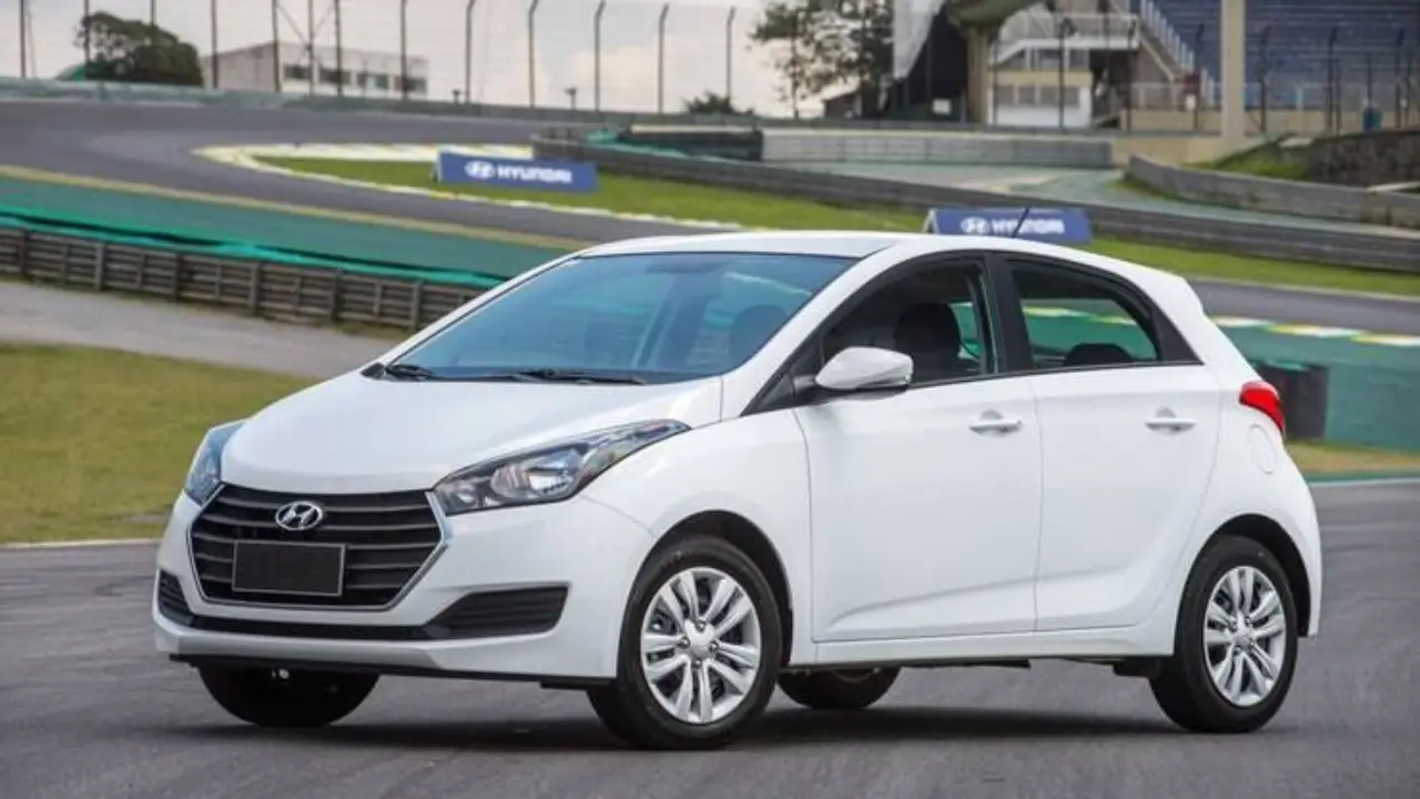 Hyundai HB20 2017 1.6 R Spec (Flex): Ficha Técnica