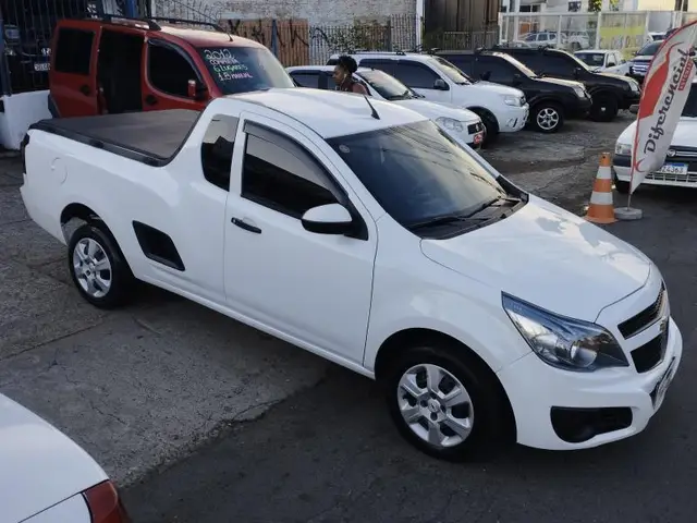 Carro Chevrolet Montana 2014 LS 1.4 (Flex)