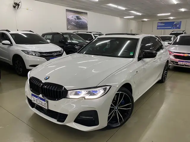 Carro BMW 330e 2020 M Sport 2.0 Turbo Híbrido (Aut)