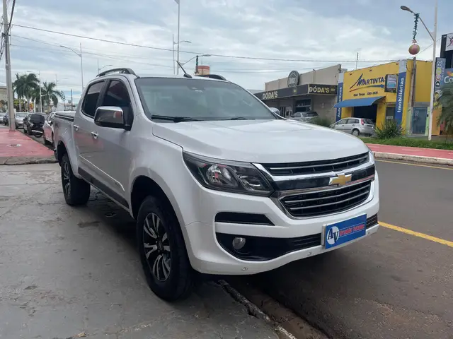 Carro Chevrolet S10 Cabine Dupla 2017 S10 2.8 CTDI LTZ 4WD (Cabine Dupla) (Aut)