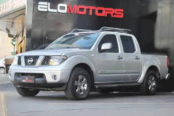 Carro Nissan Frontier 2013 SE Attack 2.5 4x2 (Cab.Dupla)
