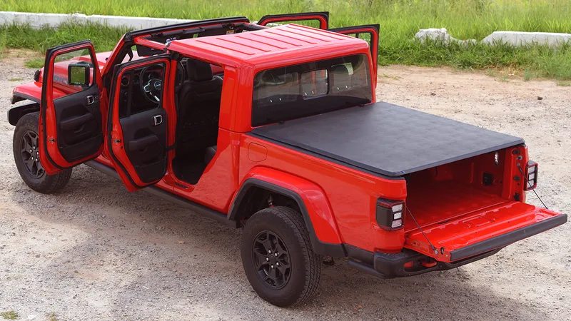 Jeep Gladiator: picape mais legal da Stellantis é a que menos vende