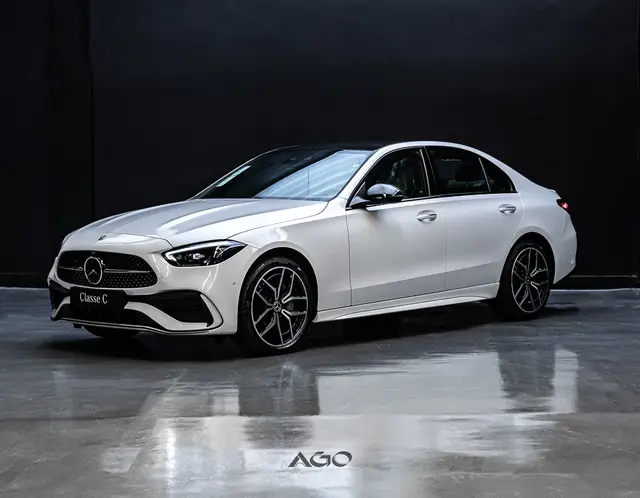 Carro Mercedes-Benz C 300 2025 AMG Line 2.0 TB (Aut.) (Híb.)