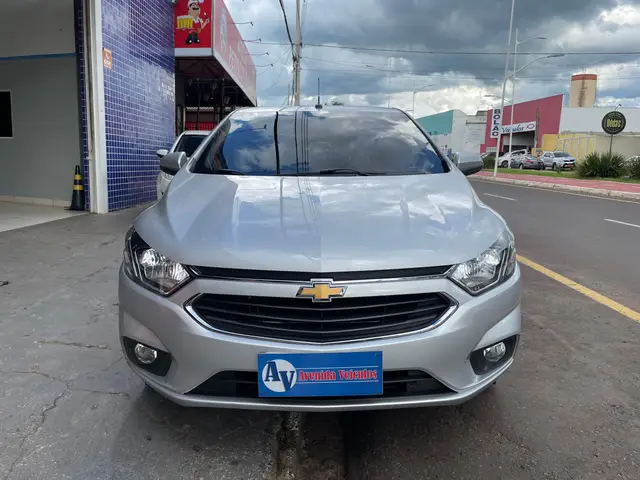Carro Chevrolet Onix 2017 1.4 LTZ SPE/4