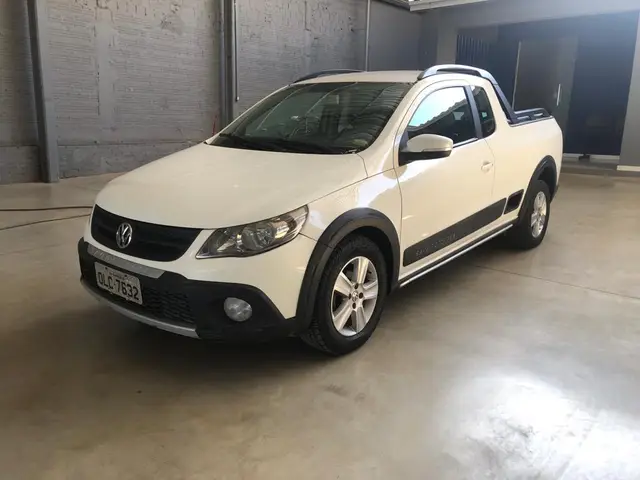 Carro Volkswagen Saveiro 2013 1.6  (Flex) (cab. estendida)