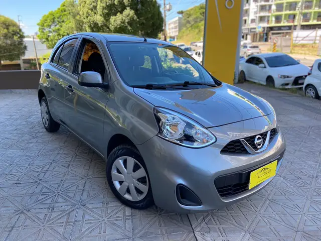 Carro Nissan March 2015 1.0 12V S (Flex)