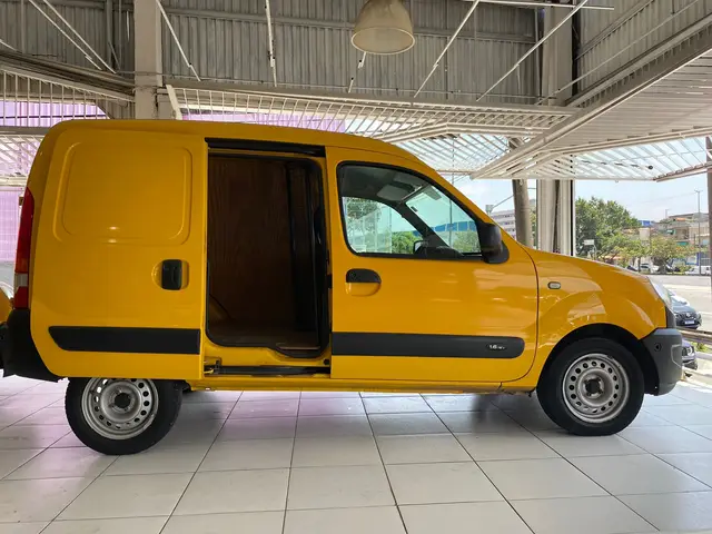 Carro Renault Kangoo Express 2015 1.6 16V Com Porta Lateral(Flex)