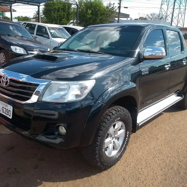 Carro Toyota Hilux Cabine Dupla 2014 Hilux 3.0 TDI 4x4 CD SRV (Aut)