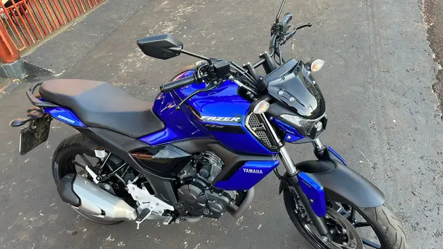 Carro Yamaha Fazer FZ15 2023 ABS