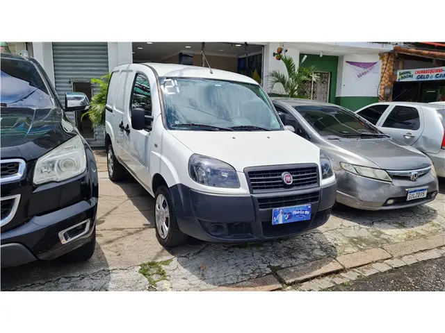 Carro Fiat Doblò Cargo 2021 1.8 E.torQ (Flex)
