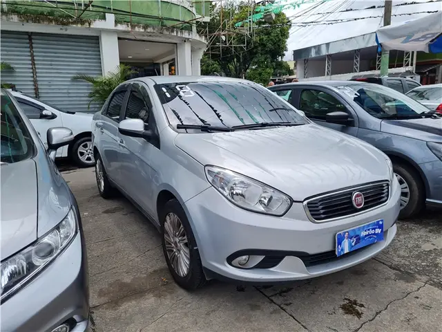 Carro Fiat Grand Siena 2018 1.6 E.torQ (Flex)