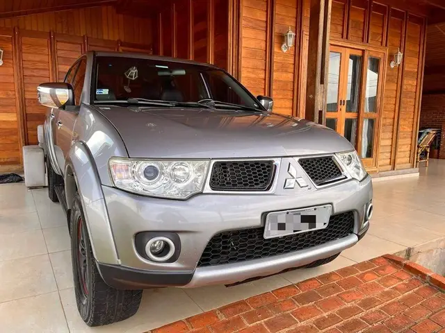 Carro Mitsubishi L200 Triton Sport 2013 3.5 V6 (Flex) (Aut)
