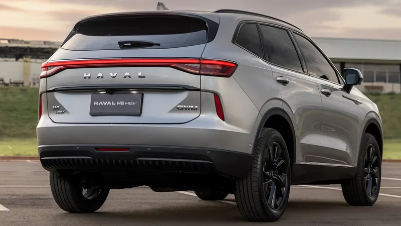 Avaliação: GWM Haval H6 HEV quer bater o Corolla Cross e o preconceito