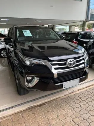 Carro Toyota SW4 2020 2.8 TDI SRX 7L 4x4 (Aut) (Diesel)