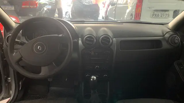 Carro Renault Logan 2013 Expression 1.6 8V Hi-Torque (flex)