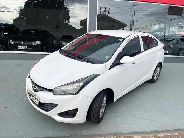 Carro Hyundai HB20S 2015 1.0 Comfort Plus (Flex)