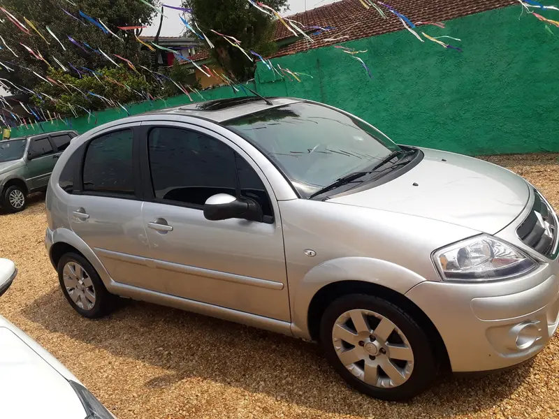 Citroën C3 GLX 1.4 8V (flex)