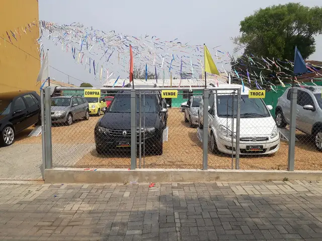 Carro Fiat Idea 2014 Essence 1.6 16V E.TorQ (Flex)