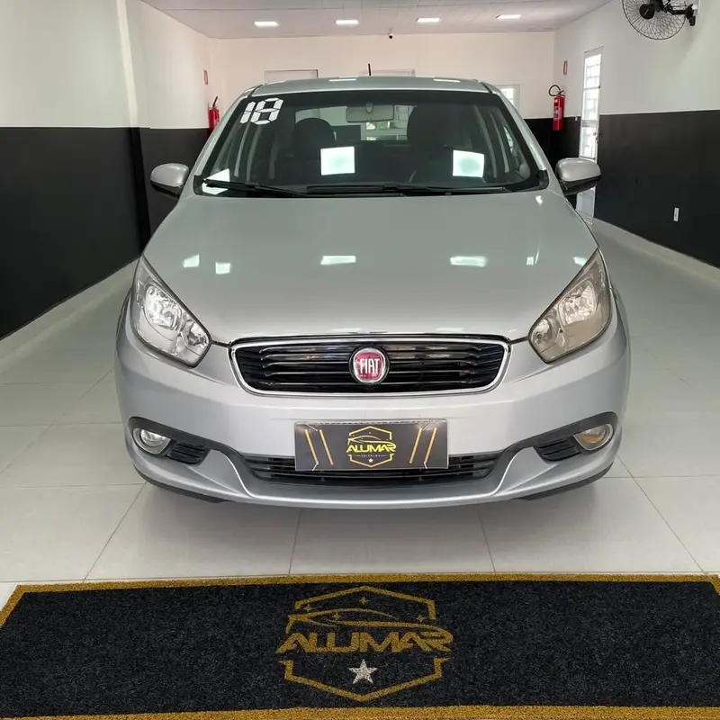 Fiat Grand Siena Essence 1.6 16V (Flex)