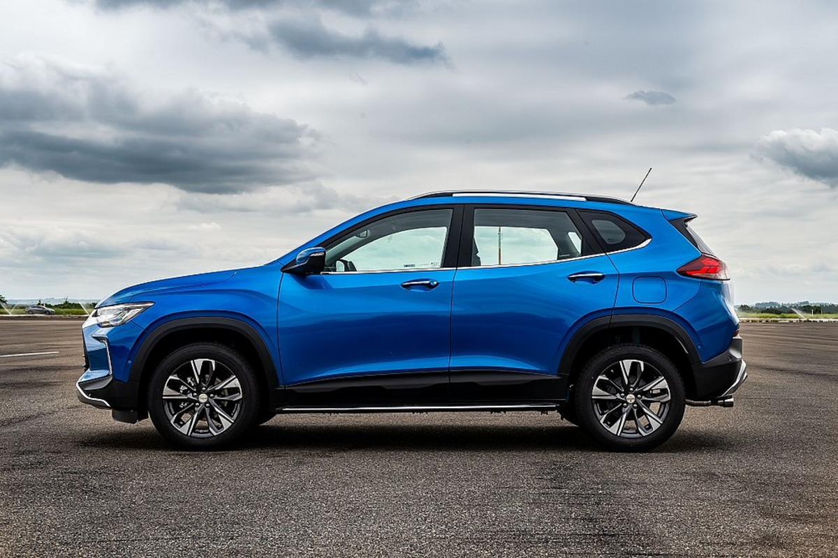 Qual o SUV/crossover mais econômico do Brasil? Chevrolet Tracker, Volkswagen Nivus, Nissan Kicks e Suzuki Vitara estão entre os mais econômicos.