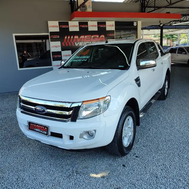 Carro Ford Ranger Cabine Dupla 2014 Ranger 3.2 XLT CD 4x4 (Aut)