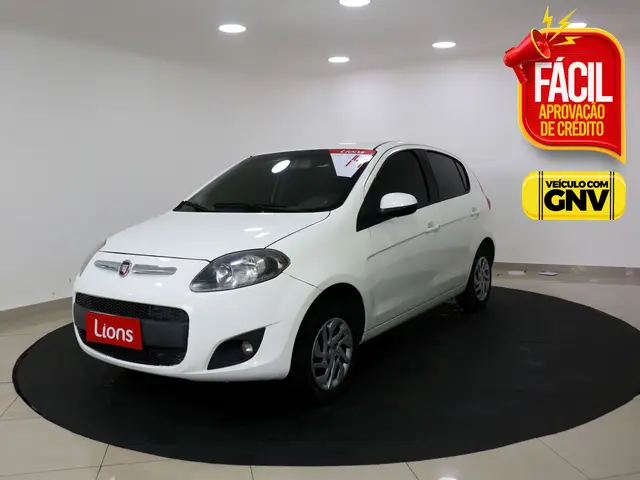 Carro Fiat Palio 2014 Attractive 1.0 8V (Flex)