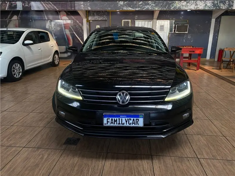 Volkswagen Jetta 2.0 TSI Highline DSG