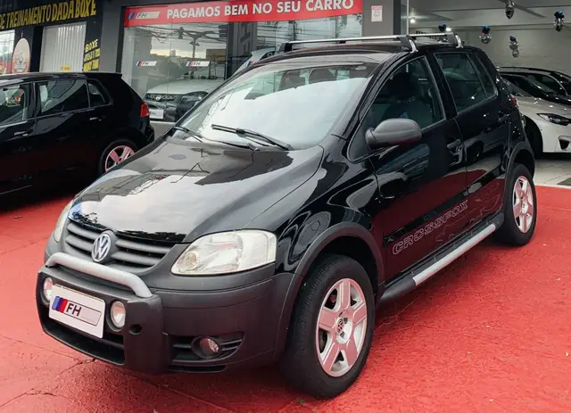 Carro Volkswagen CrossFox 2005 1.6 (Flex)