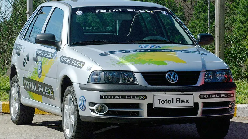 Carro flex 20 anos: ele moldou o Brasil e será pedra no sapato dos elétricos