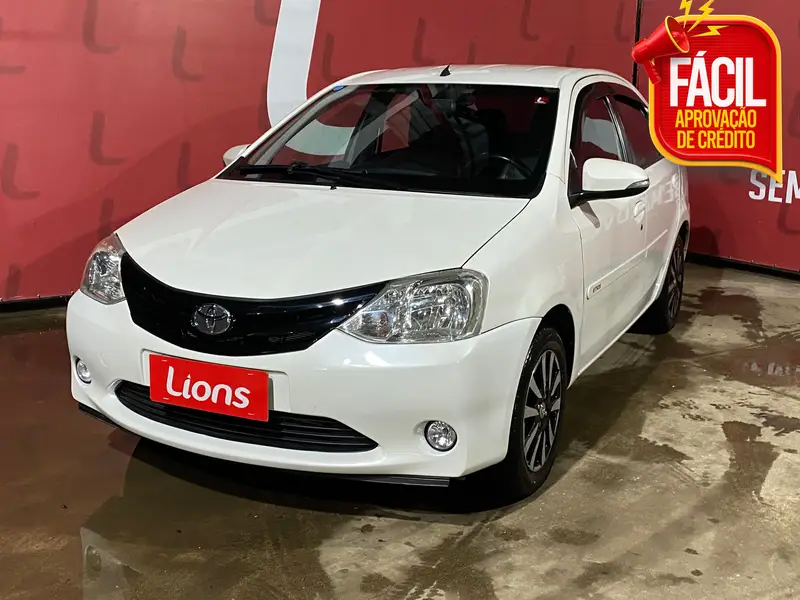 Toyota Etios Sedan XLS 1.5 (Flex)