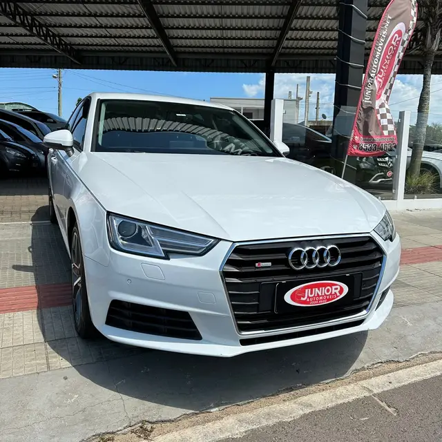 Carro Audi A4 2018 2.0 TFSI Ambition S Tronic